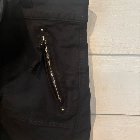 White House Black Market Black Cargo Shorts with Tailored Fit - Picture 11 of 15